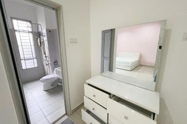 Austin Residence @Taman Mount Austin