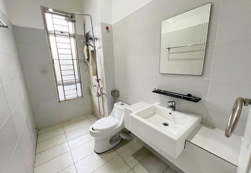 Austin Residence @Taman Mount Austin