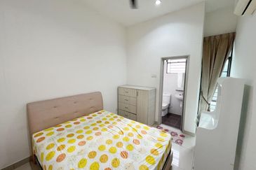 Austin Residence @Taman Mount Austin