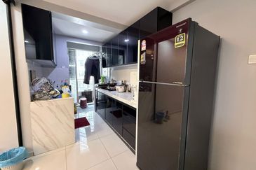 Midas Perling Apartment