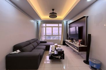 Midas Perling Apartment