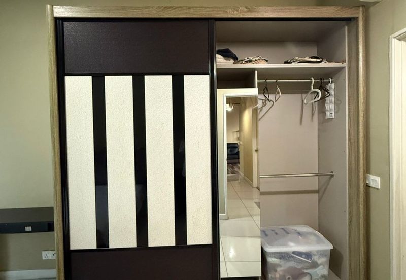 Dedaun Hijau (Greenfield Regency)