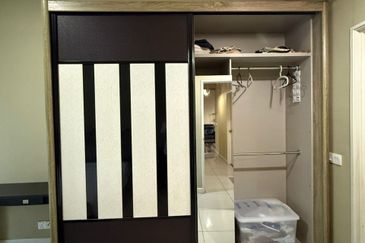 Dedaun Hijau (Greenfield Regency)