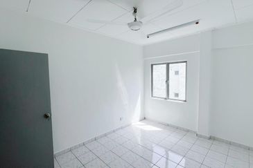 Bandar Baru Seri Alam