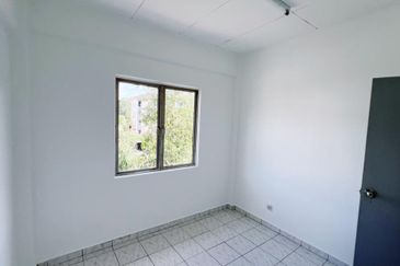 Bandar Baru Seri Alam