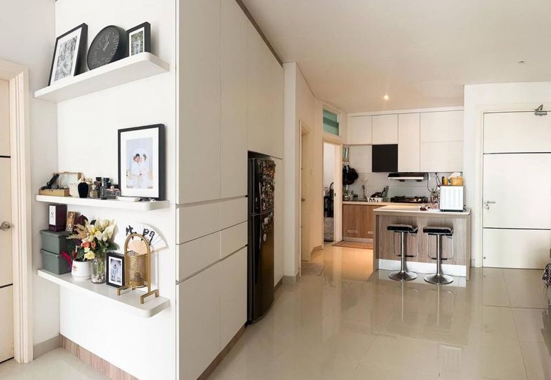 1Medini & Medini Signature