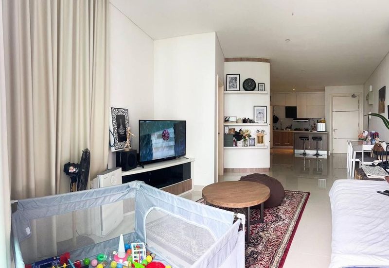 1Medini & Medini Signature