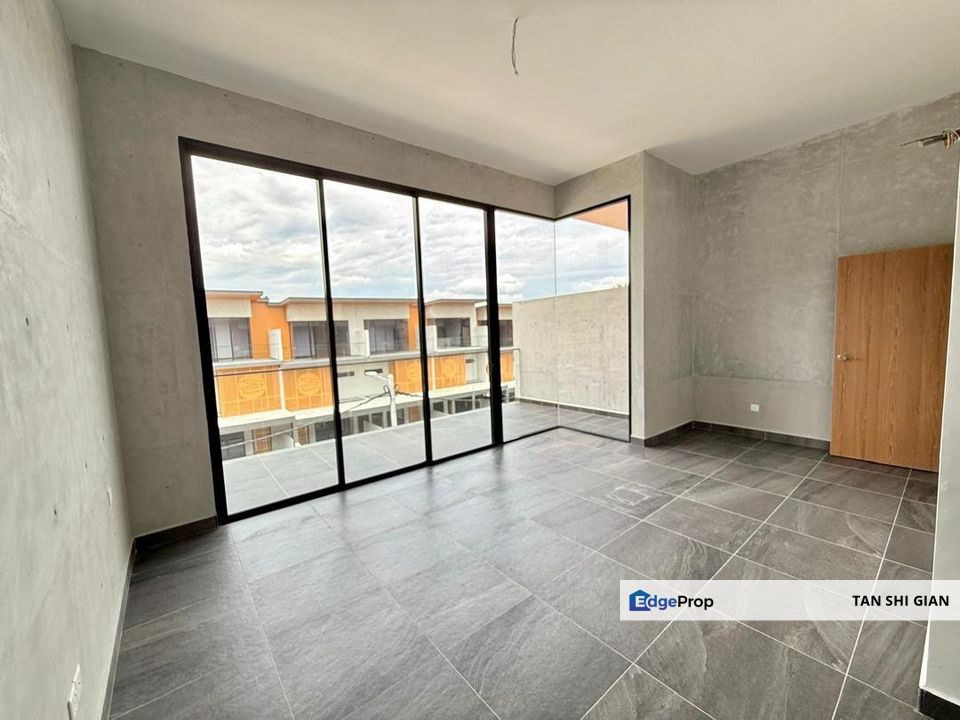 Kulai, Indahpura D'Art Hill Residence 3Storey House for Sale , Johor, Kulai