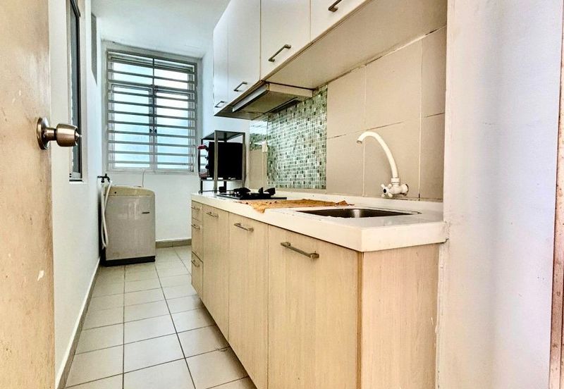 D Rich Executive Suites