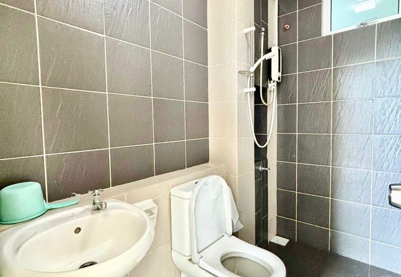 D Rich Executive Suites