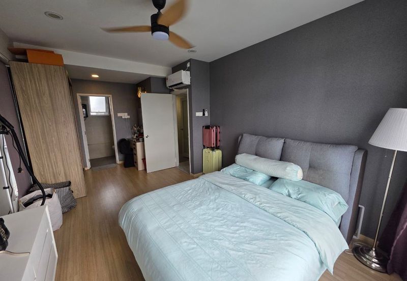 Midas Perling Apartment