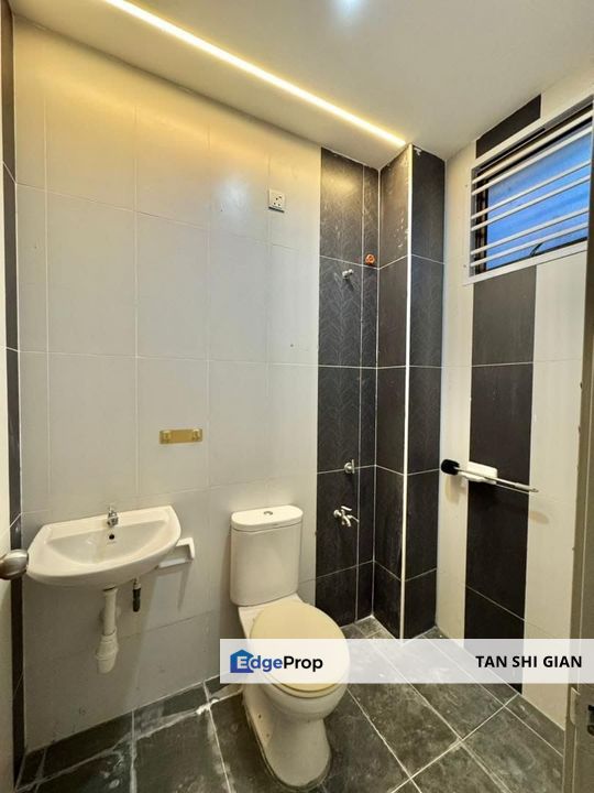 Bestari Indah 2Storey House for Sale, Johor, Ulu Tiram