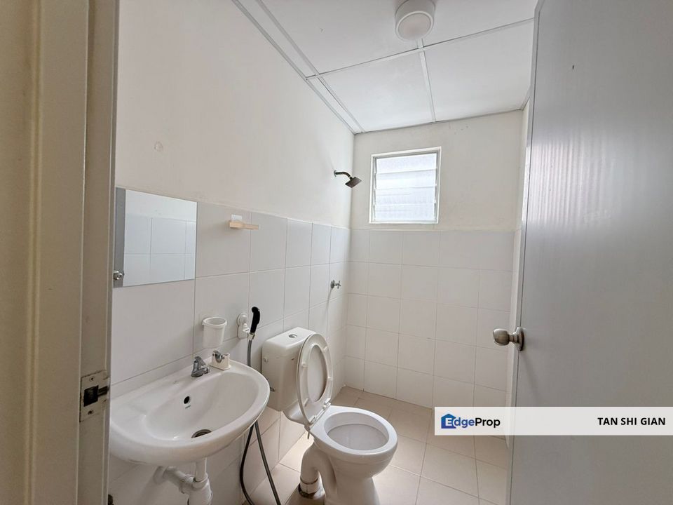 Denai Nusantara 3Bedroom Apartment for Sale , Johor, Gelang Patah