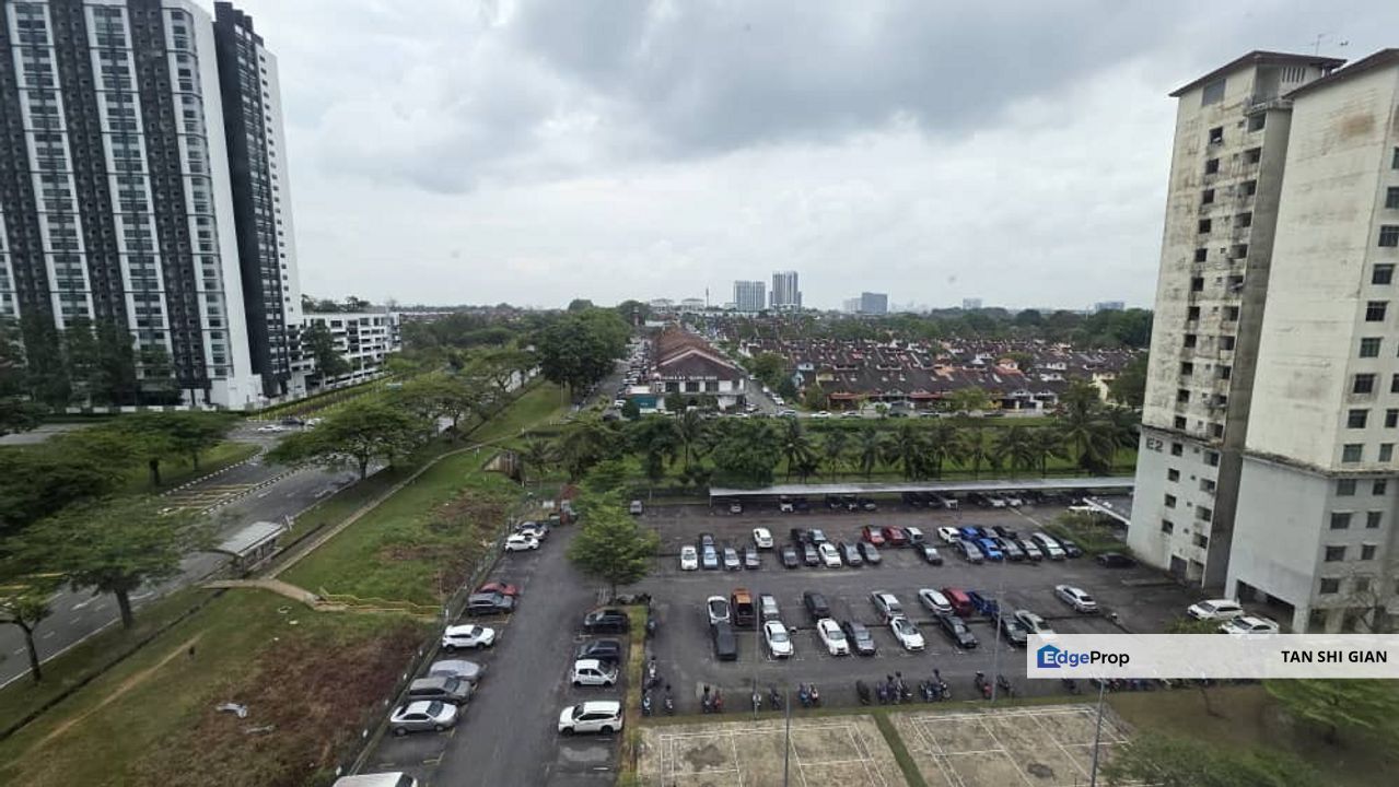 Indah Court 3bed Corner for Sale, Johor, Bukit Indah