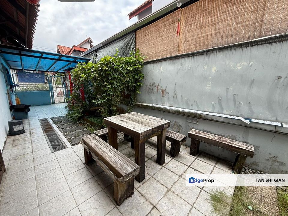 Pelangi Indah 2Storey ENDLOT House for Sale , Johor, Ulu Tiram