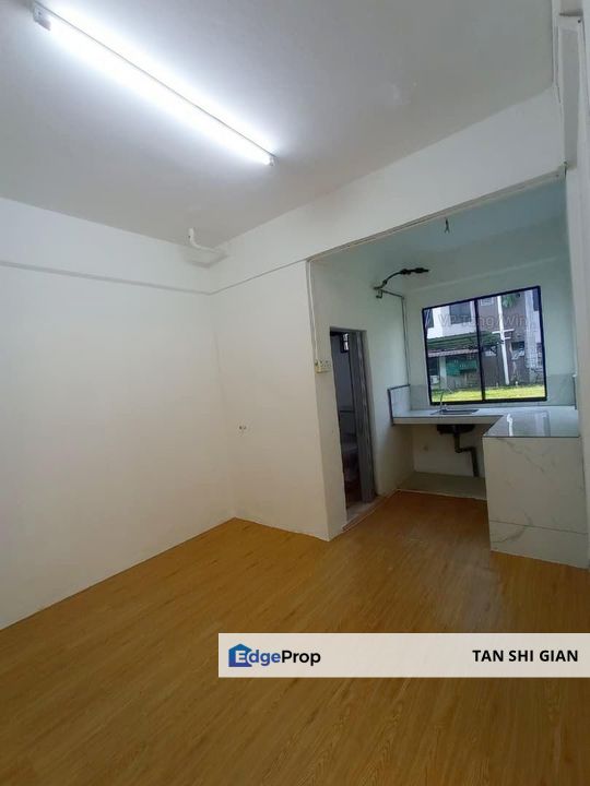 Flat Taman Cendana Ground floor for Sale , Johor, Pasir Gudang