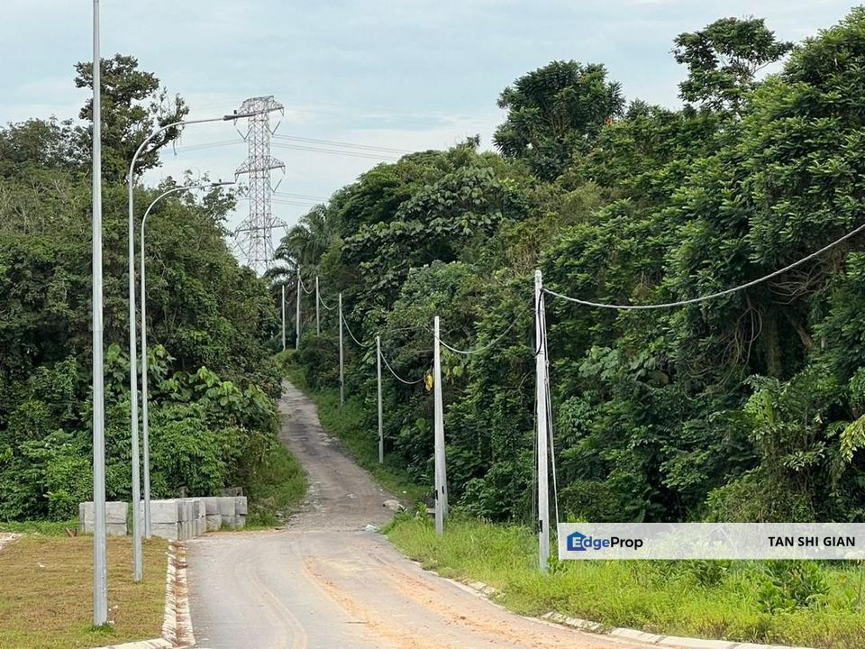 Ban Foo 7acre land for Sale , Johor, Ulu Tiram