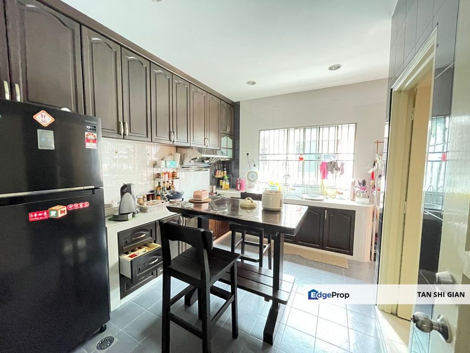 Impian Emas 2Storey Superlink house for Sale , Johor, Skudai