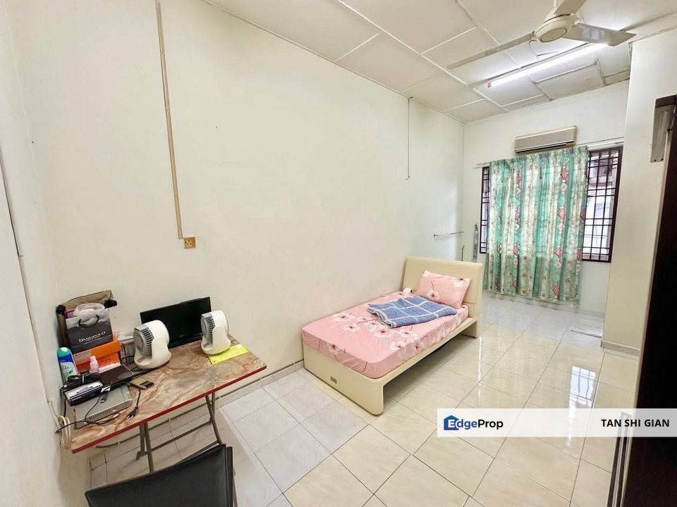 Taman Universiti 2Storey House for Sale , Johor, Skudai