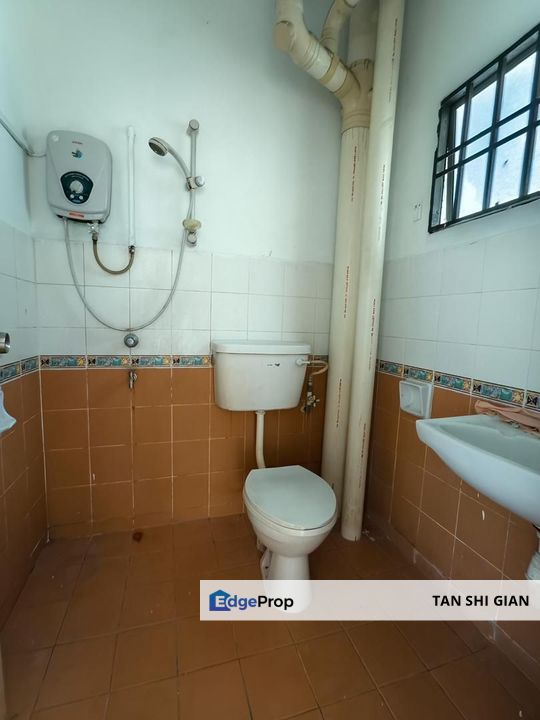 Putri Ria 3Bedroom Apartment for Sale , Johor, Masai