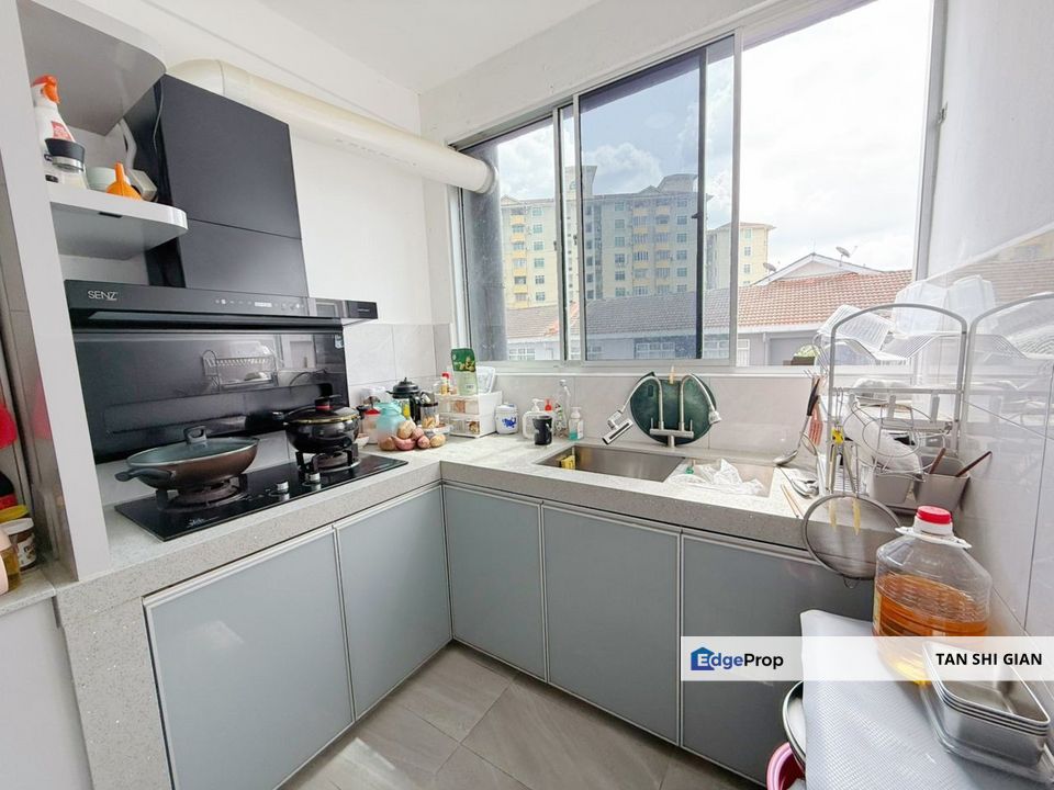 Bayu Puteri 3Bedroom Apartment for Sale , Johor, Johor Bahru