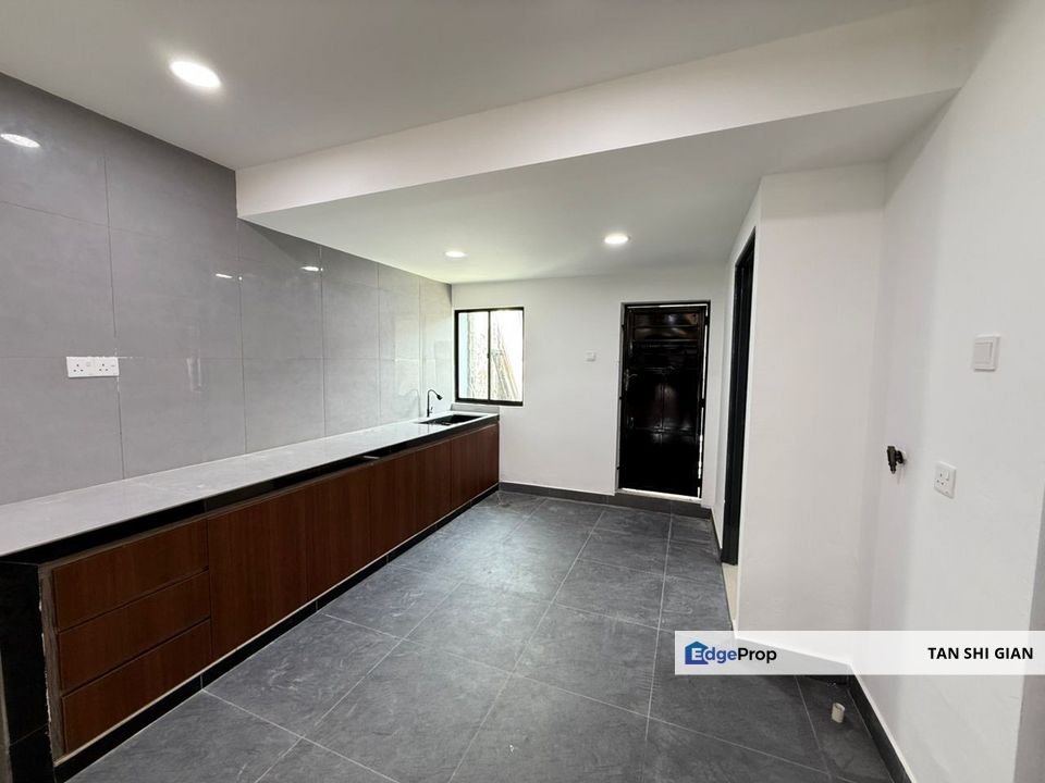 Taman Universiti Single Storey LowCost for Sale, Johor, Skudai