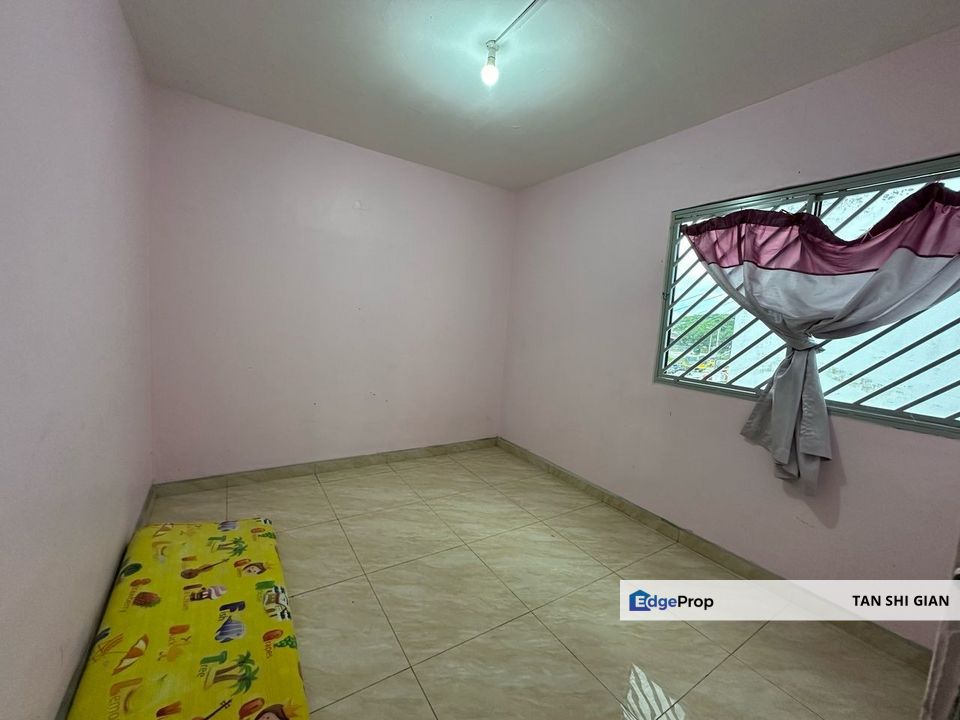 Flat Selesa Jaya 2bedroom Unit for Sale, Johor, Skudai