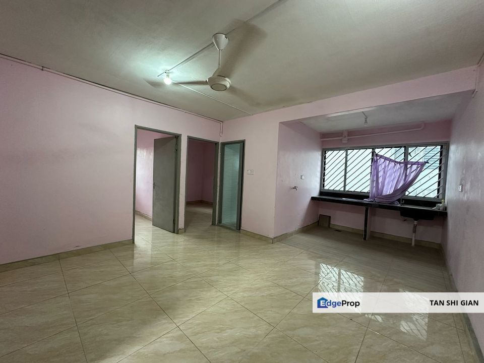 Flat Selesa Jaya 2bedroom Unit for Sale, Johor, Skudai