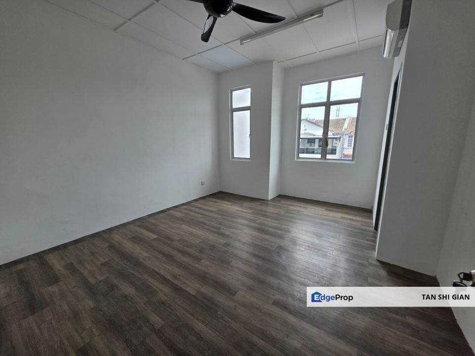 Bukit Indah 2storey Terrace for sale, Johor, Bukit Indah