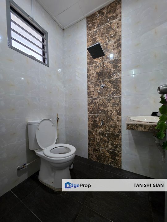 Bukit Indah 2storey Terrace for sale, Johor, Bukit Indah