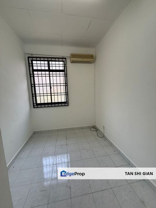 Bukit Tiram double Storey house for Sale, Johor, Ulu Tiram