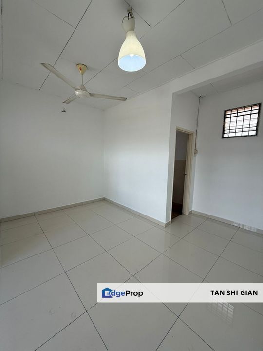 Bukit Tiram double Storey house for Sale, Johor, Ulu Tiram