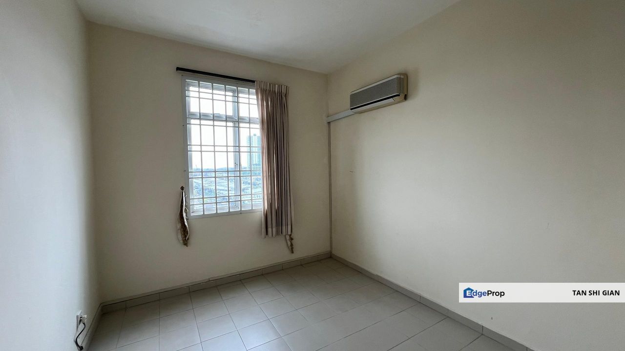 Austin Lake view Suites 3Bedroom Corner Lot for sale , Johor, Johor Bahru