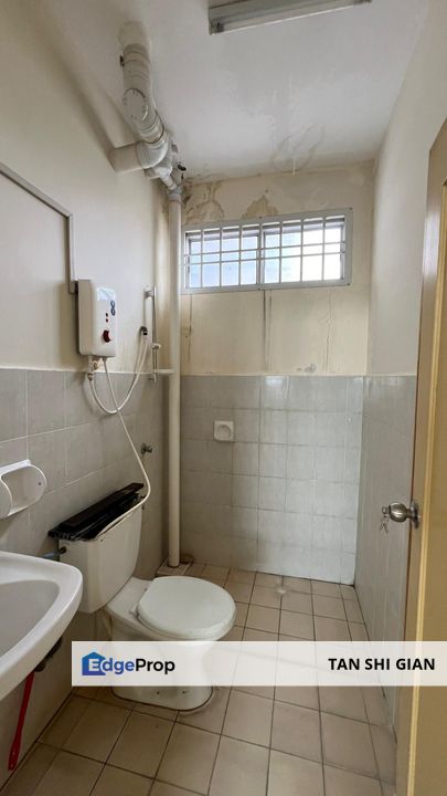 Austin Lake view Suites 3Bedroom Corner Lot for sale , Johor, Johor Bahru