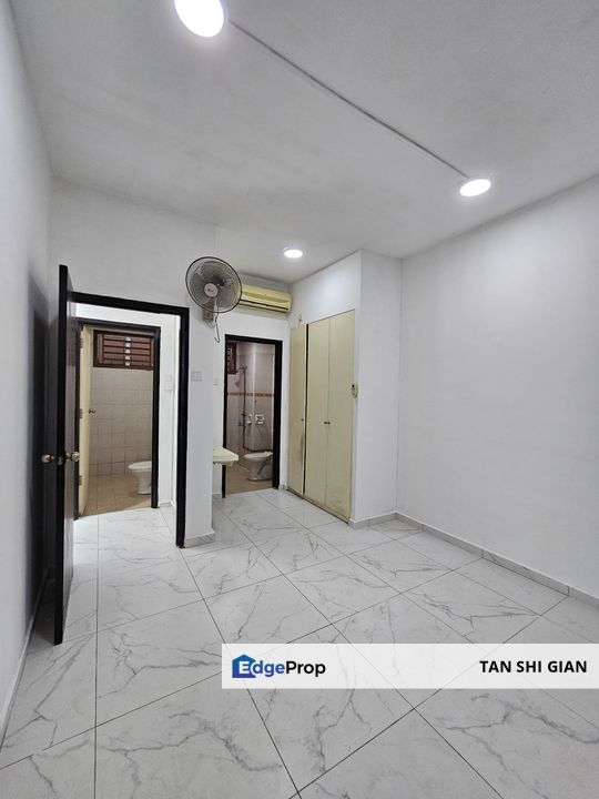 Gelang Patah 4Bed Apartment for Sale, Johor, Gelang Patah
