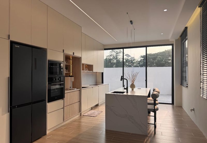 Bukit Suria Garden Village