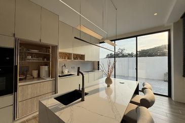 Bukit Suria Garden Village