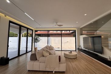 Bukit Suria Garden Village