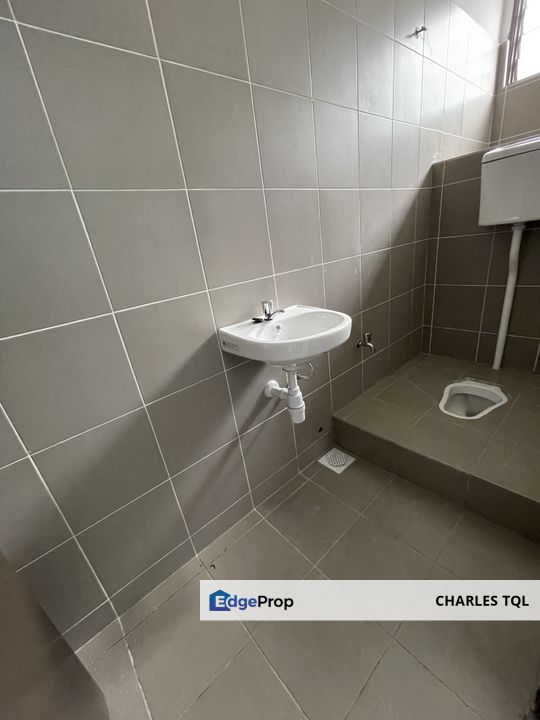 1.5 Storey Factory Warehouse Telok Panglima Garang, Selangor, Jenjarom