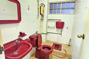 For sale! Semi D Corner @ Seksyen 9, Shah Alam