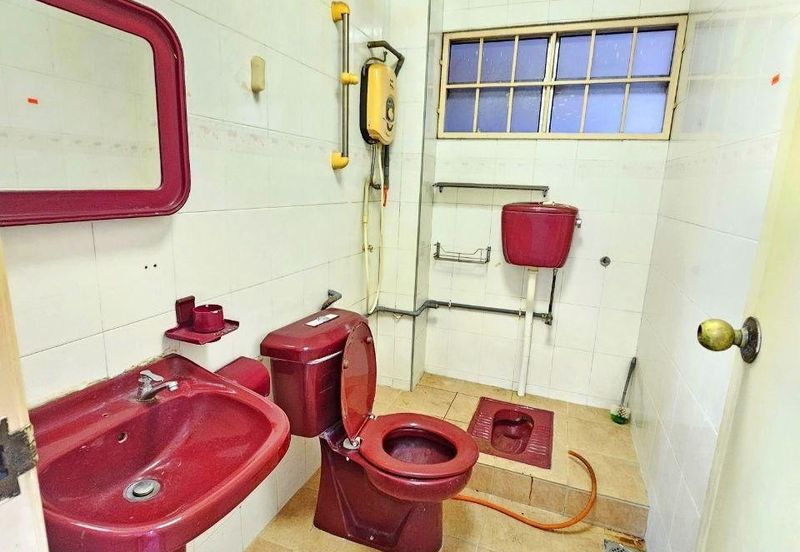 For sale! Semi D Corner @ Seksyen 9, Shah Alam