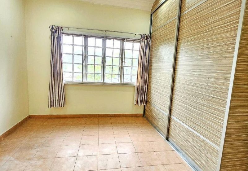 For sale! Semi D Corner @ Seksyen 9, Shah Alam