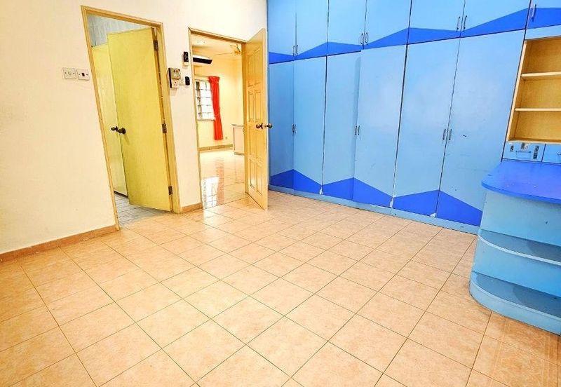 For sale! Semi D Corner @ Seksyen 9, Shah Alam