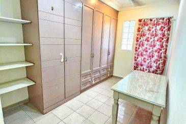 For sale! Semi D Corner @ Seksyen 9, Shah Alam