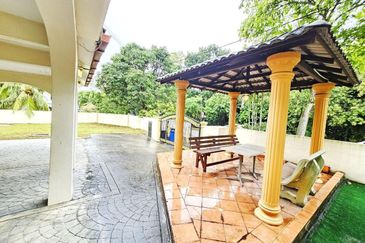 For sale! Semi D Corner @ Seksyen 9, Shah Alam