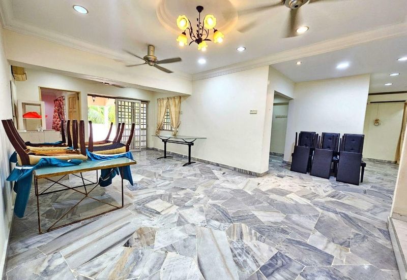 For sale! Semi D Corner @ Seksyen 9, Shah Alam