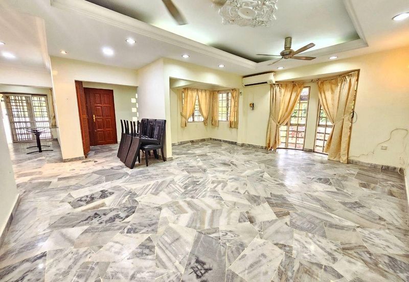 For sale! Semi D Corner @ Seksyen 9, Shah Alam