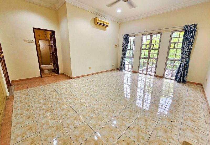 For sale! Semi D Corner @ Seksyen 9, Shah Alam