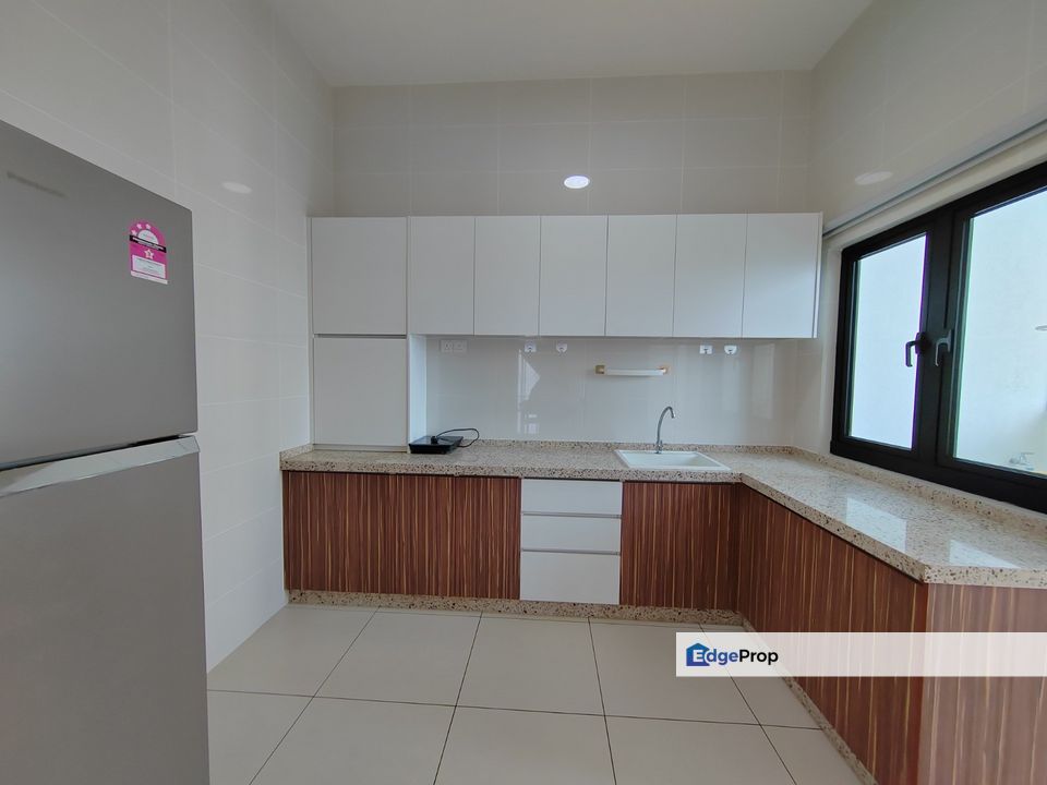 CONDOMINIUM NEAR TO IOI MALL PUCHONG FOR RENT, Selangor, Puchong