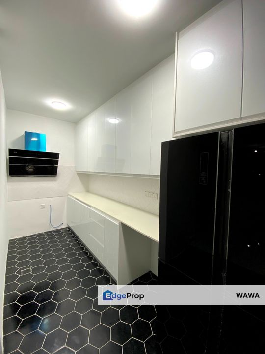 2 STOREY END LOT TERRACE HOUSE, SERENIA CITY FOR SALE, Selangor, Dengkil